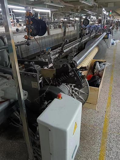 Used 6 sets Vamatex Leonardo rapier loom for fabric