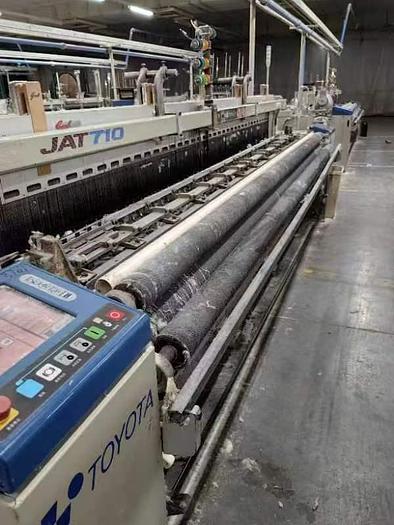 Used Toyota T710 Airjet loom for fabric