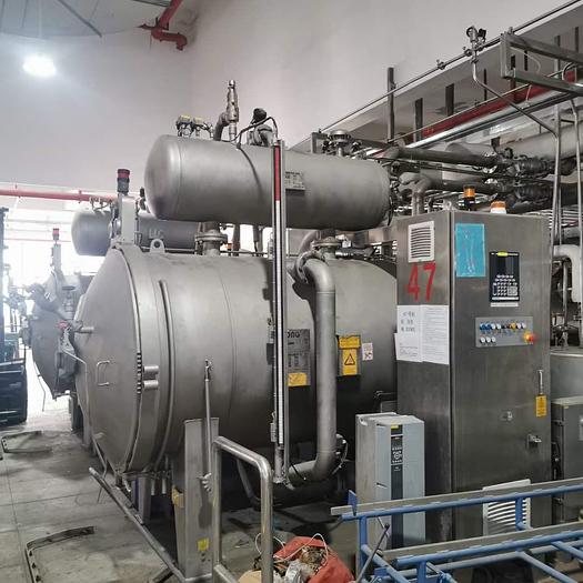 Used Fong's dyeing machine for fabric