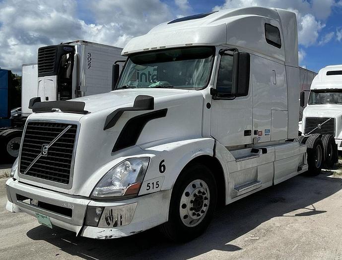 Used 2012 VOLVO VNL 64T