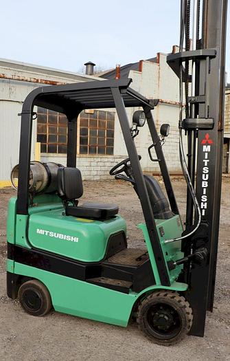 Used Mitsubishi 3000 Lb. 3-Stage LP Forklift FGC15K