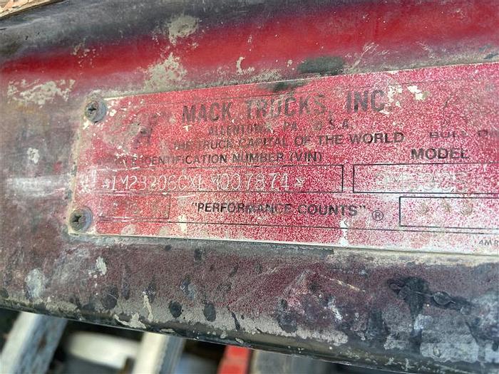Used 1979 Chicago Pneumatic 600 Drill Rig