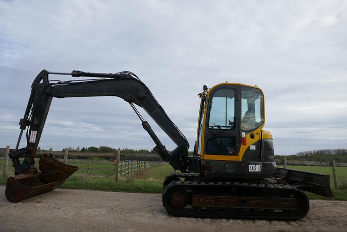 Used 2006 VOLVO ECR88
