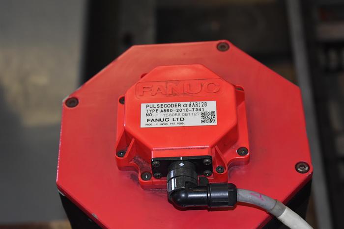 Used Fanuc R-2000ib/125L with 30 ft track, Very Low Hours