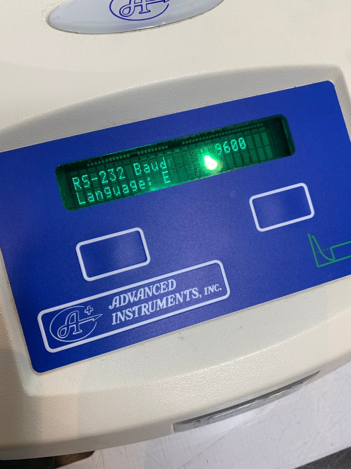 Used Advanced Instruments Model 3320 Osmometer Single Sample Micro-Osmometer A+