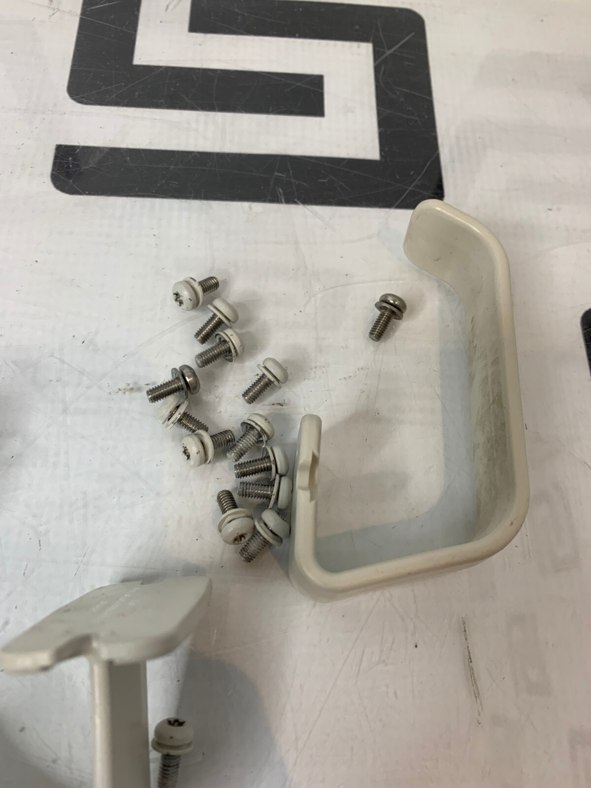 Used Philips M2540-40680 Probe Holder Hooks Hanger & Hardware Envisor C HD HD7