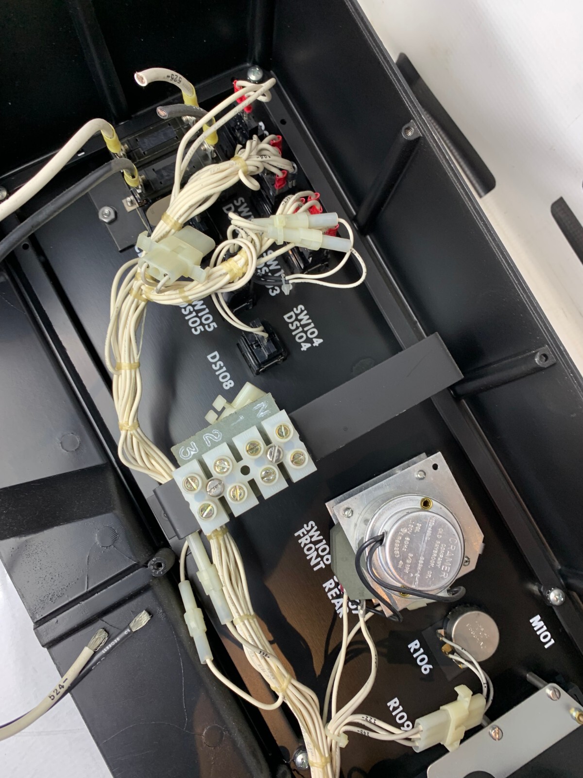 Used SORVALL 74040 FRONT CONSOLE PANEL ASSY HOUSING FOR RC-5B SUPERSPEED CENTRIFUGE