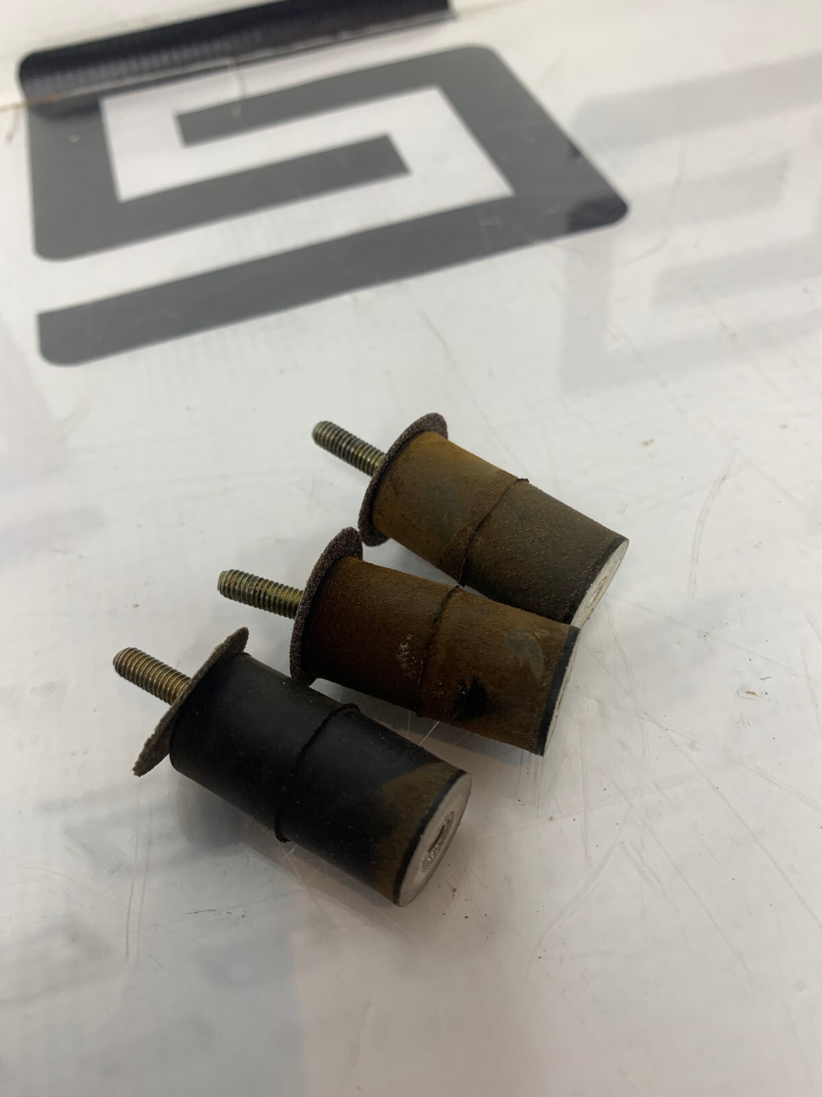 Used AV Mounts for Eppendorf 5417C 5417R Motor Rubber Anti Vibration Set of 3