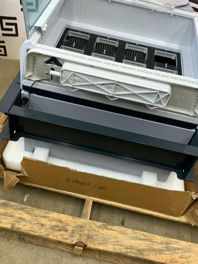 Used 2035 Process Analyzer Versatile Wet Chemical Analysis Photometric