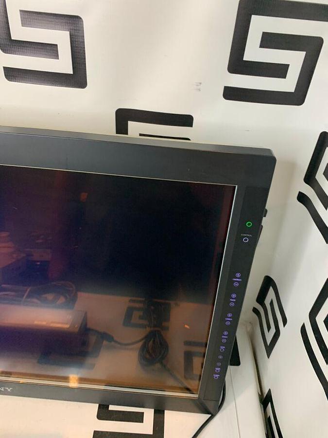 Used SONY LMD-3251MT