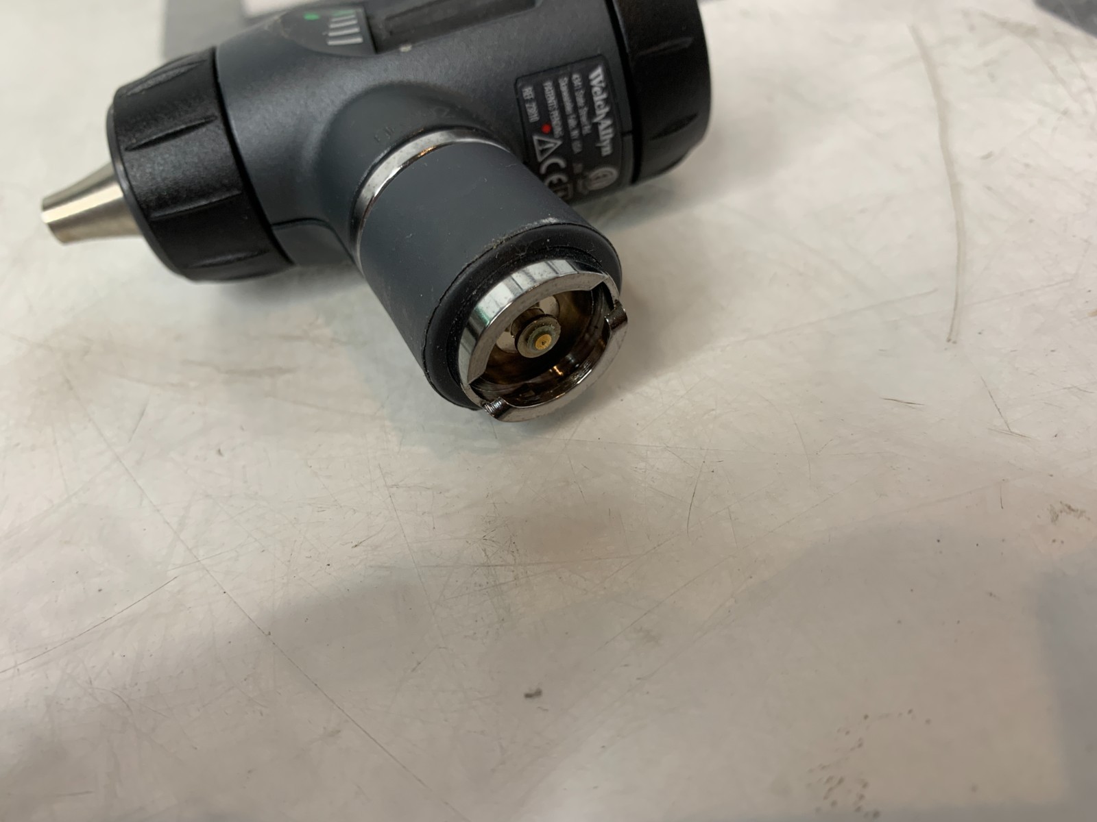 Used Welch Allyn 3.5V Macroview Diagnostic Otoscope 23810 Head Bulb Tested B DENTED