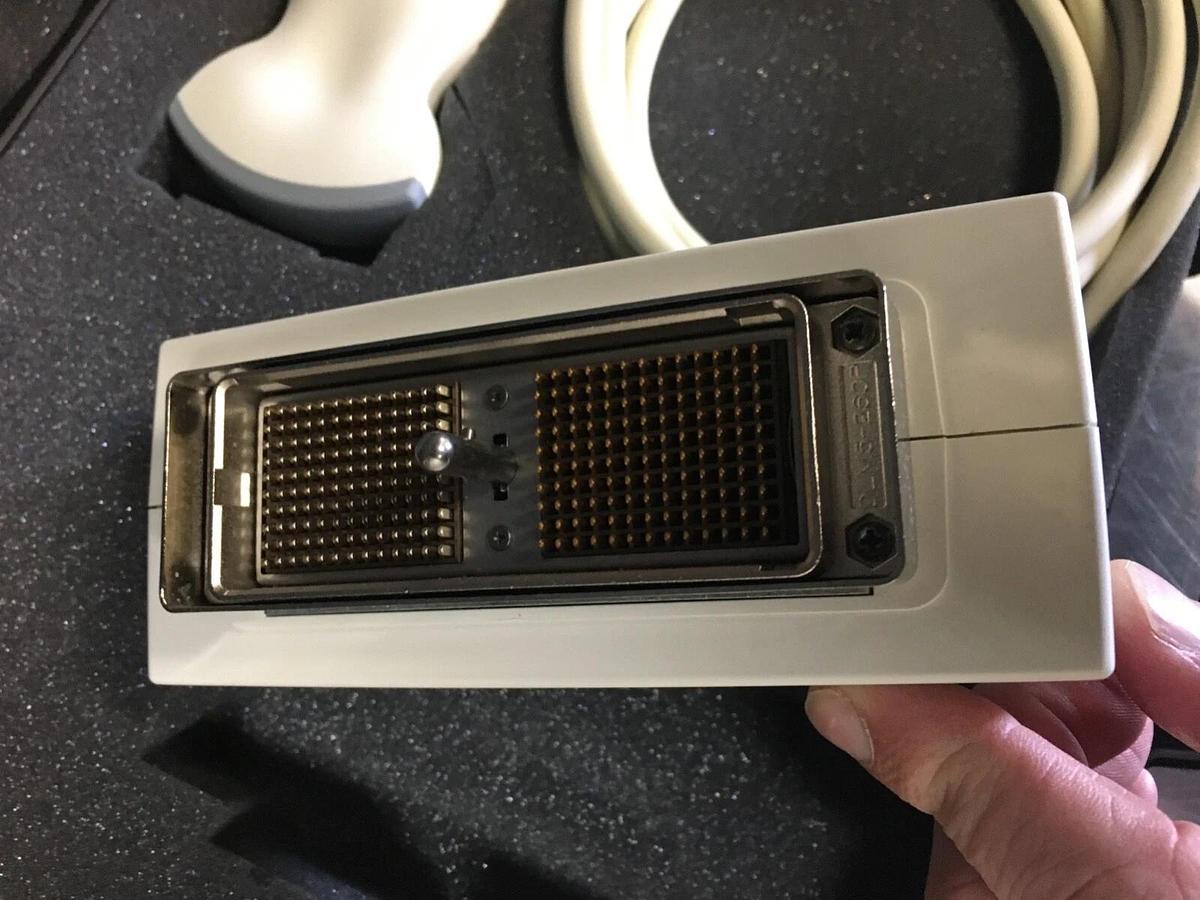 Used Esaote CA541 Ultrasound Transducer Probe Curved Array and Case