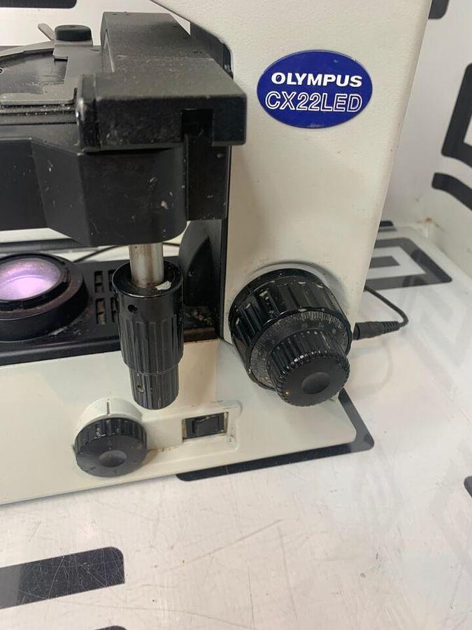 Used CX22 LED Binocular  Stand Stage Condenser Nosepiece