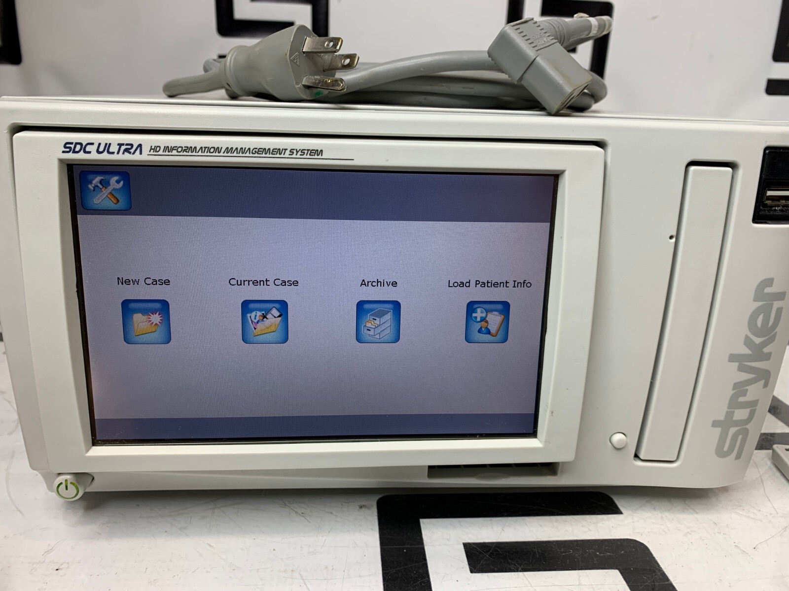 Used Stryker 240-050-988 SDC ULTRA HD Information Management System Version 7.0 G
