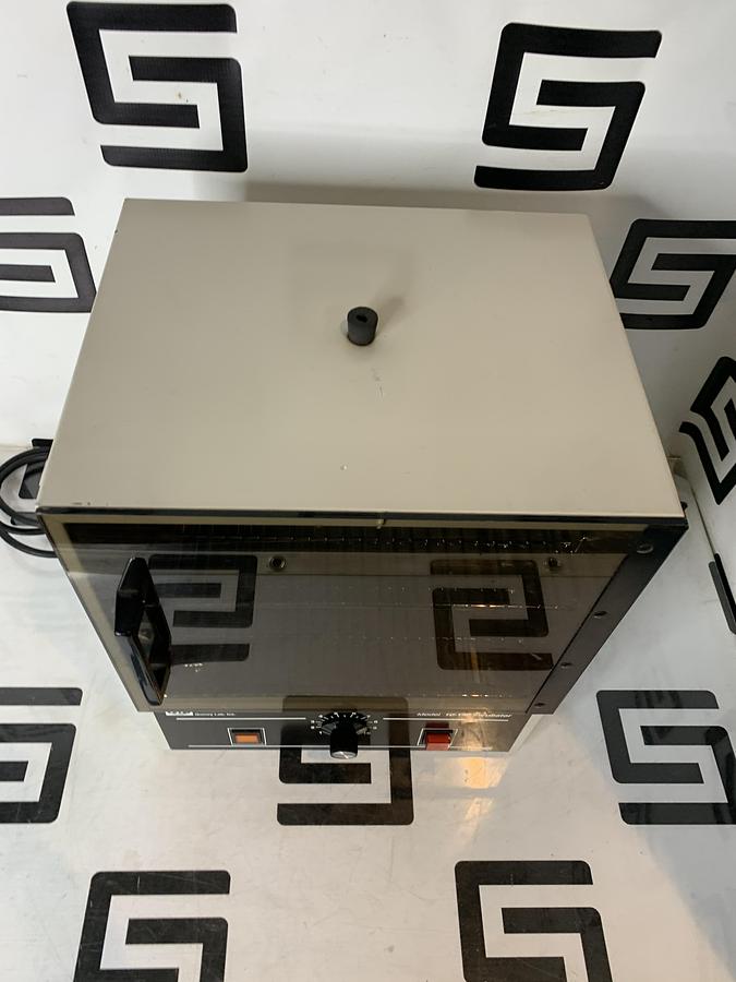 Used QUINCY LAB 10-140 Incubator Analog bemch Top 11"x15"x13" .7 Cu.Ft. 115V Acrylic