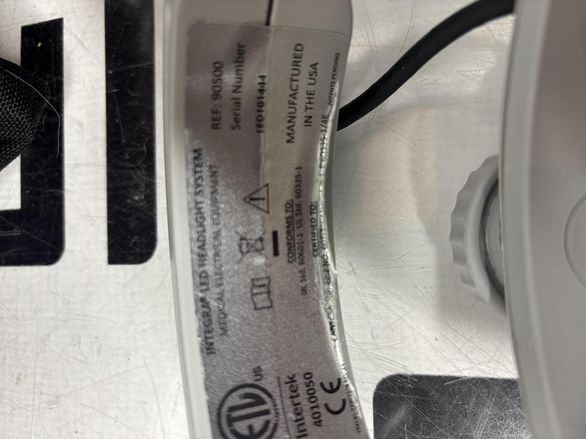 Used Integra LED Headlight System 90500 Surgical Headlight Headlamp TESTED WARRANTY