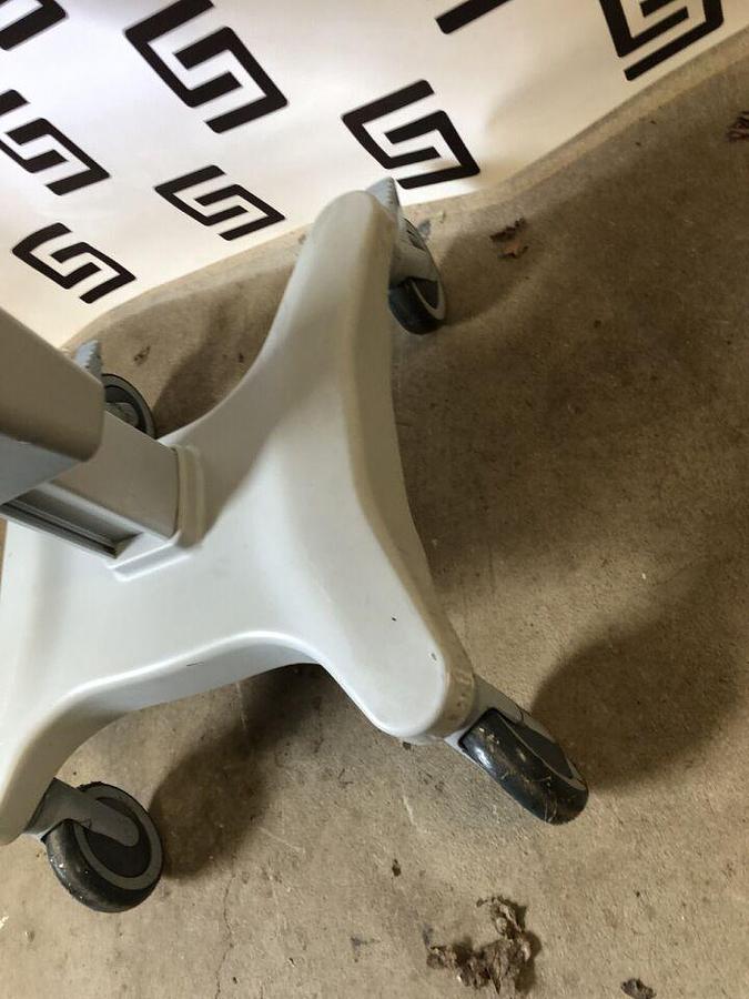 Used GE MAC 5000 MODULAR TROLLEY