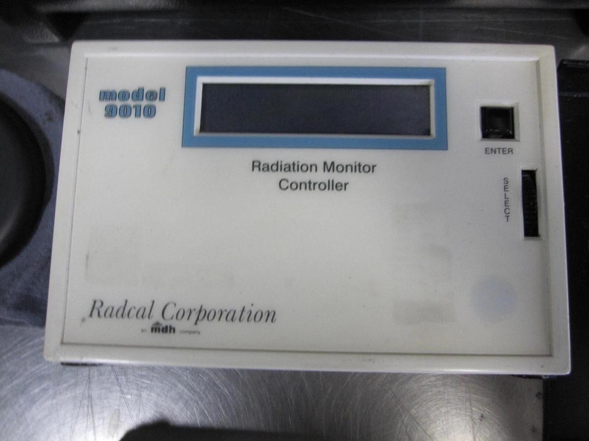 Used RadCal 9010 Radiation Monitor Controller Measurement System Xray 9060