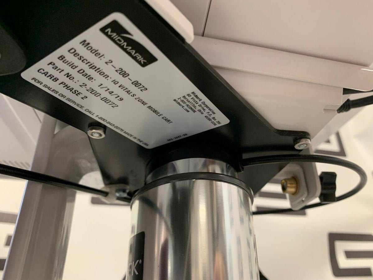 Used IQvitals Zone Monitor Rolling Mobile Stand Cart 200360 w/ TAT-5000