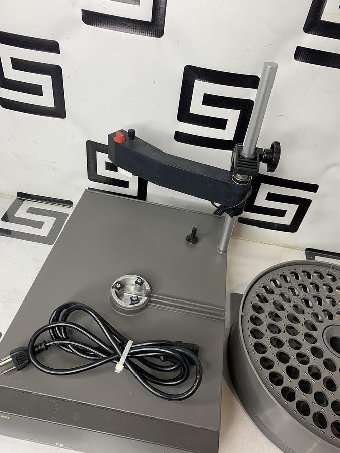 Used Amersham Pharmacia Biotech AKTA Frac-900 Fraction Collector 100-240V~ 50-60hZ