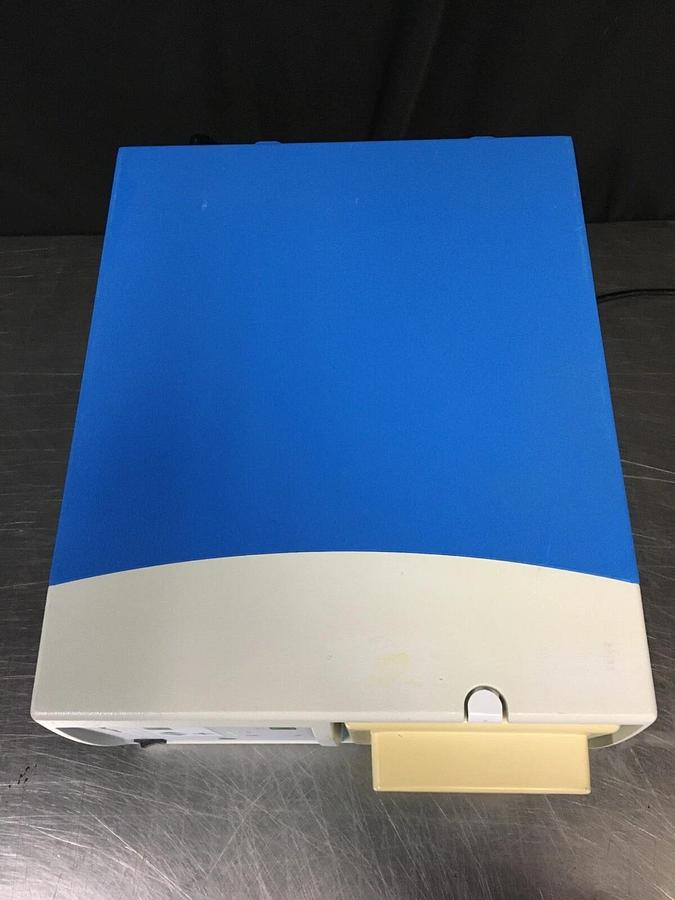 Used Covidien SE3690 RapidVac Smoke Evacuator with Filter