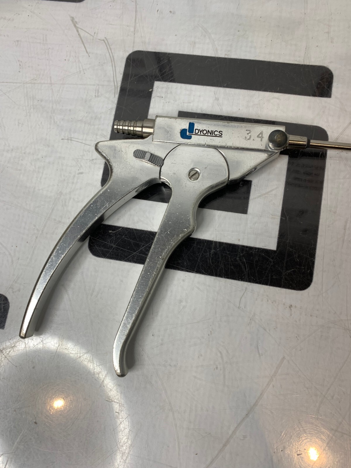 Used Dyonics 2707 Orthopedic Arthroscopic 3.4mm Suction Punch Forcep WARRANTY