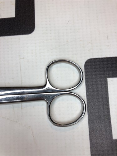 Used V. Mueller XRDZ10 SU 1860 Scissors 30 Day Warranty SU1860