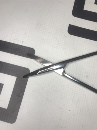 Used V. Mueller XRDI05 CH 2032-S Scissors 30 Day Warranty CH2032-S