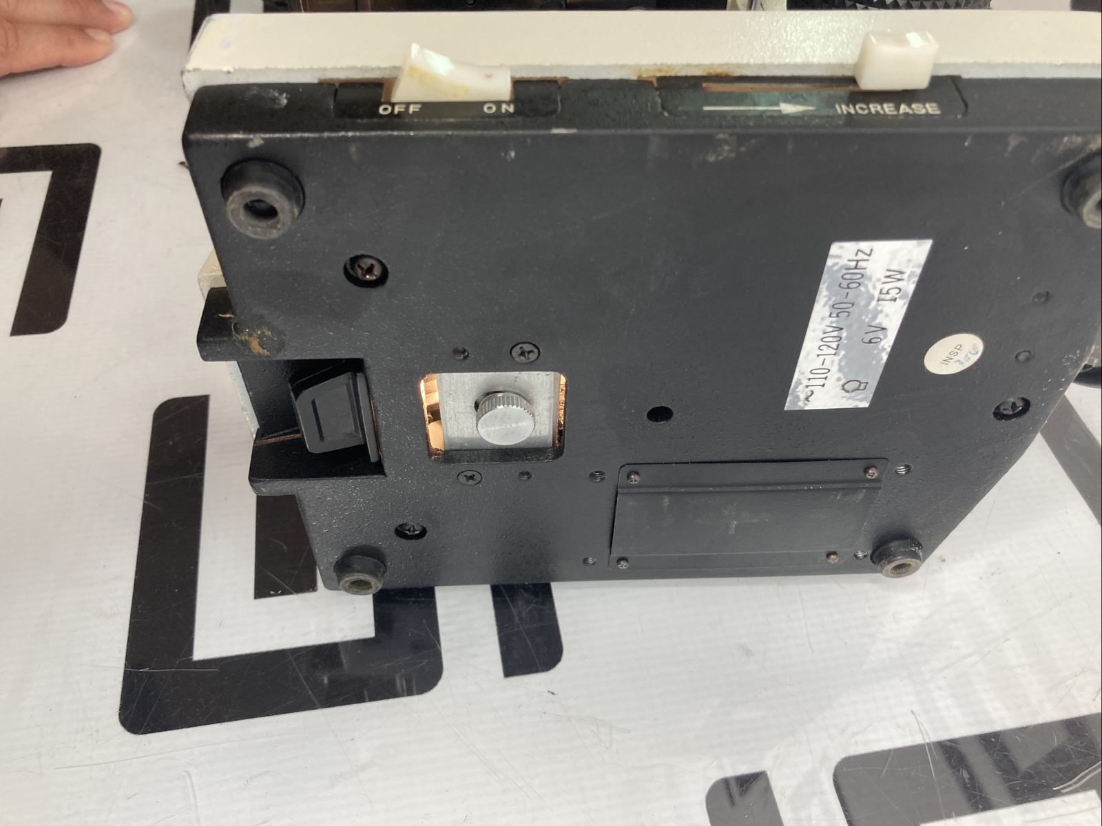 Used Wesco BIO VU 2300 Microscope 3 Objectives Binocular