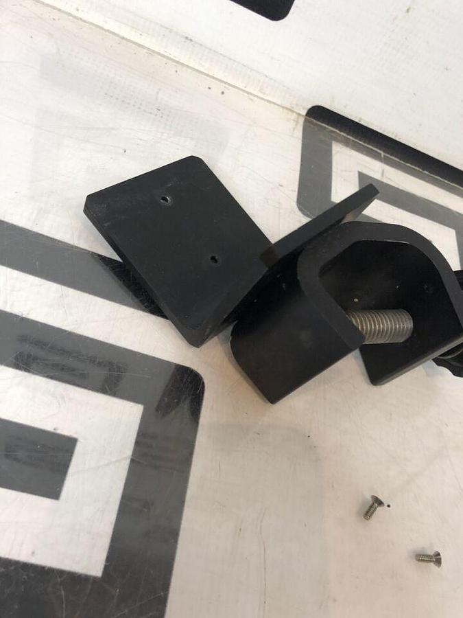 Used Pole Clamp Mount