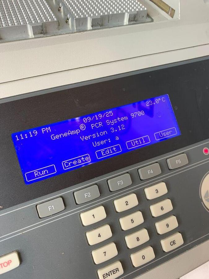 Used APPLIED BIOSYSTEMS GeneAmp PCR 9700