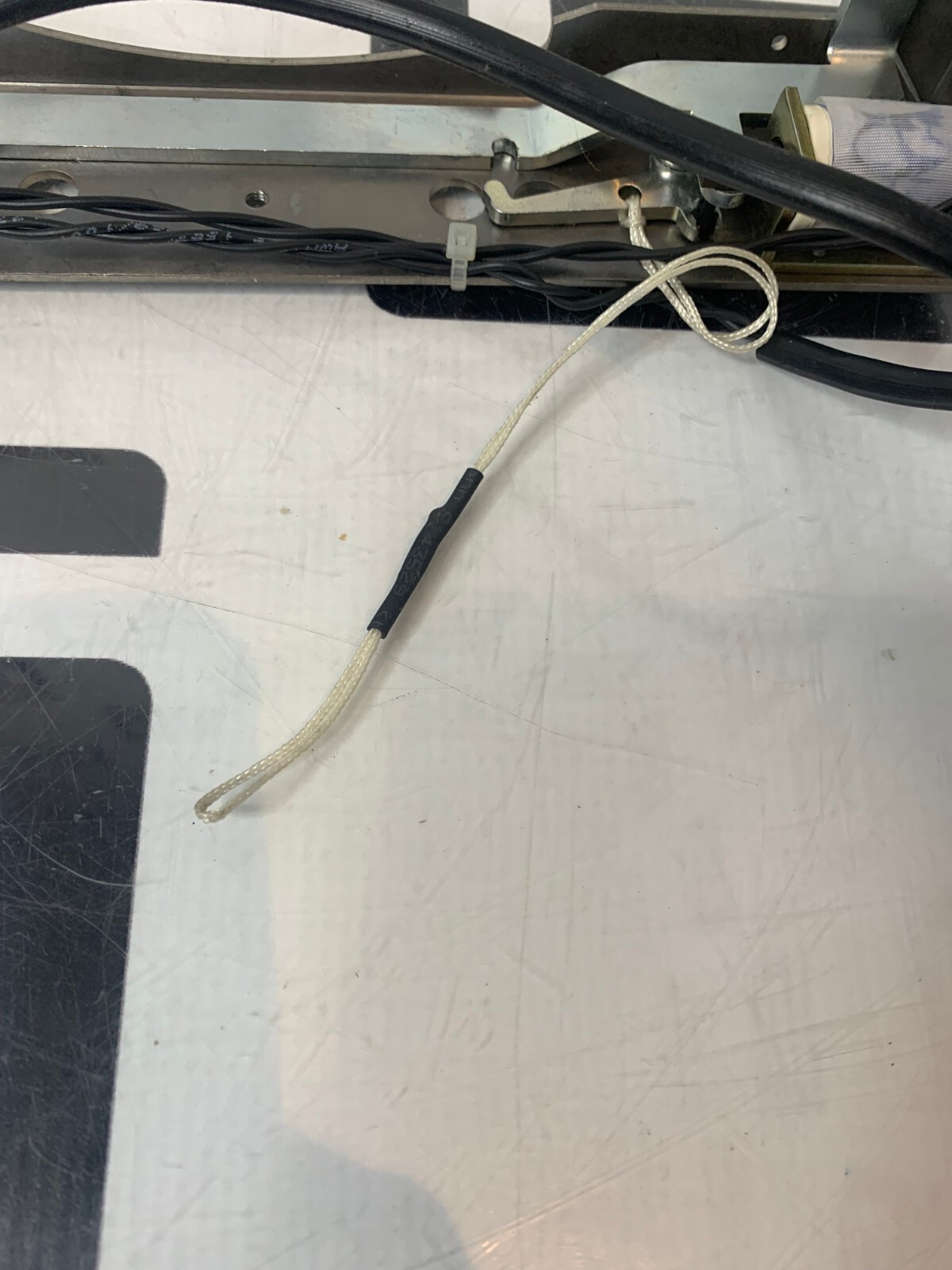 Used Eppendorf 5417R Lid Door Latch Locking Assembly Lock 5417 R  30 Day Warranty