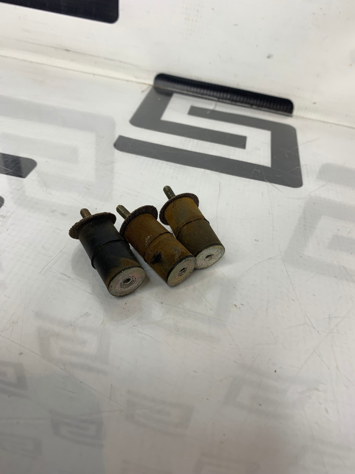 Used AV Mounts for Eppendorf 5417C 5417R Motor Rubber Anti Vibration Set of 3