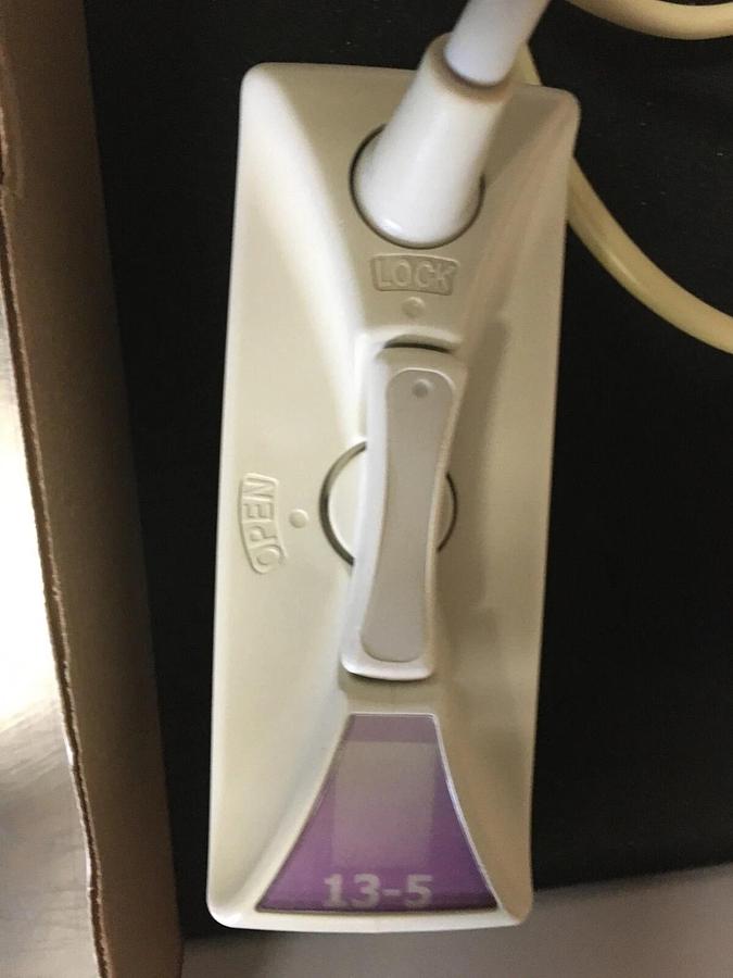 Used HITACHI EUP-74M Ultrasound Transducer Probe 13-5Mhz HI Vision Avius