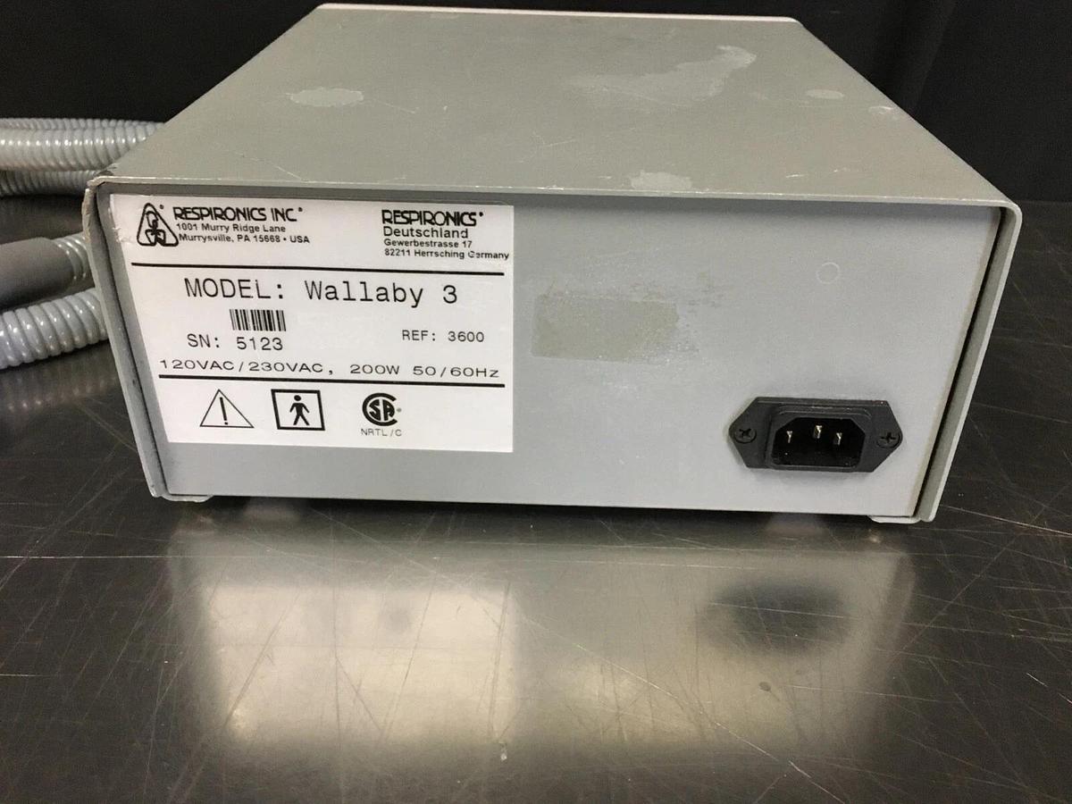 Used HEALTHDYNE WALLABY 3  LIGHT PHOTOTHERAPY SYSTEM 3600 W/EG-2000N III