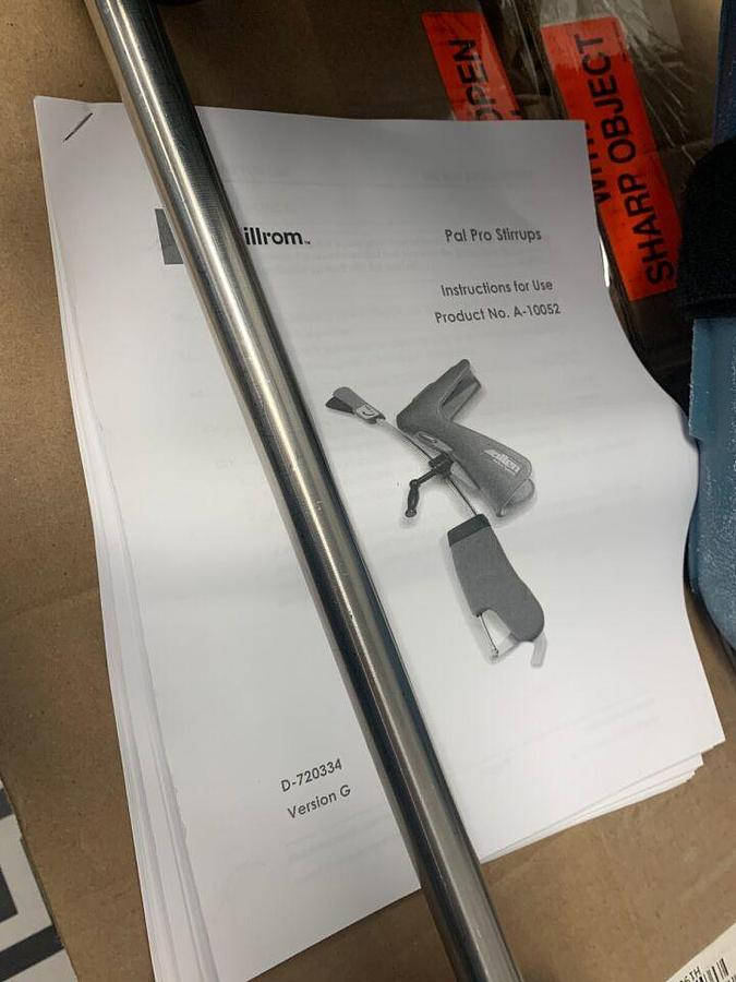 Used Stirrup Set Left   Right   Integrated Surgical Table Clamp