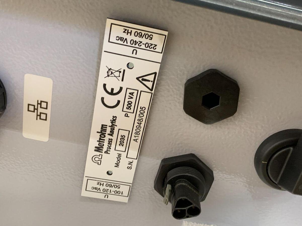 Used 2035 Process Analyzer Versatile Wet Chemical Analysis Photometric
