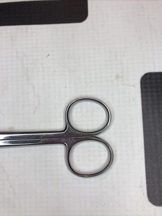 Used V. Mueller SU1722 XMRX 02 Scissors 30 Day Warranty SU1722
