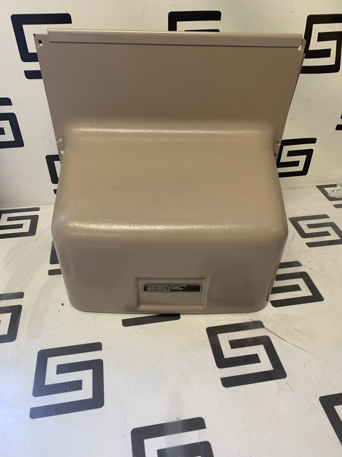 Used NICE Midmark 119 Ritter Evolution 75 Exam Table 029-0354-01 Motor Cover Assembly