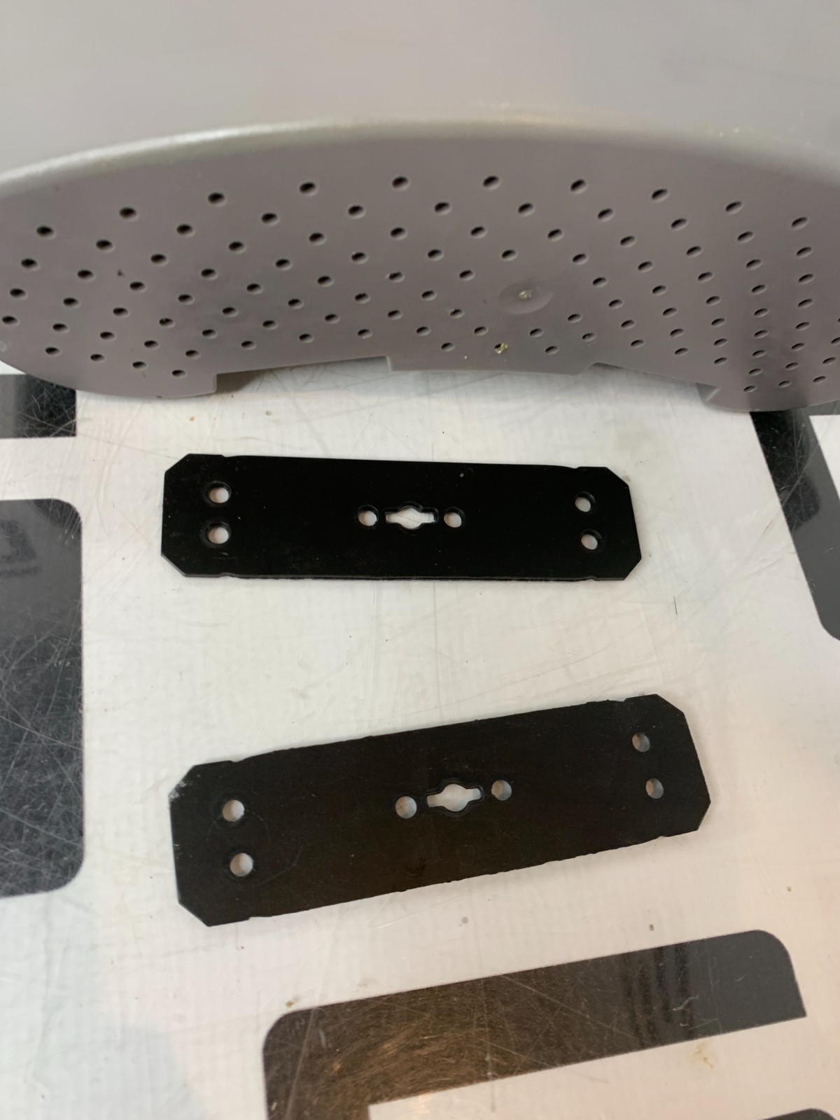 Used ZONARE Z.ONE SMART CART Diagnostic Ultrasound System 33575-00 Holder Baskets