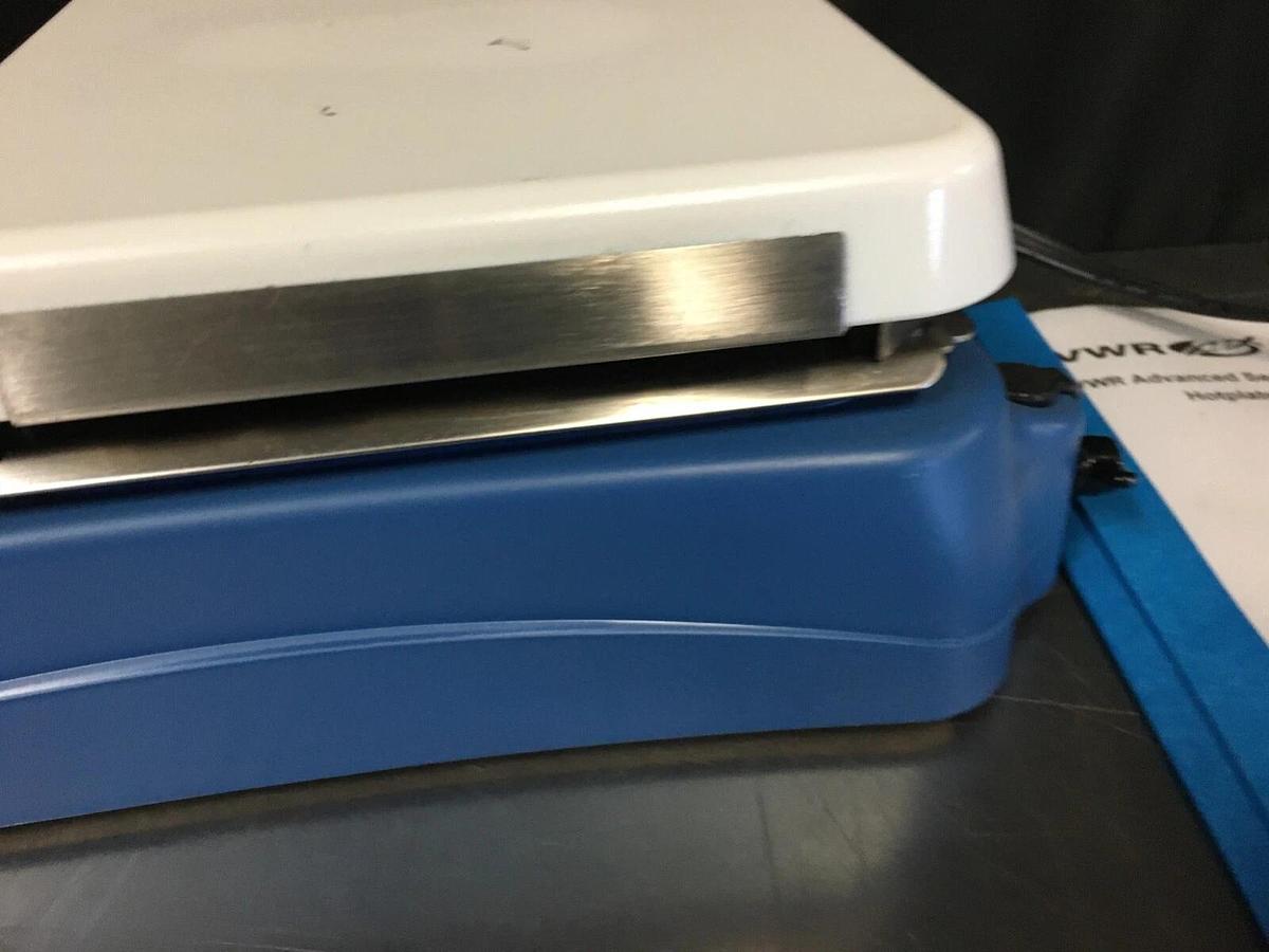 Used VWR Advanced Magnetic Hotplate Stirrer 7 x 7 120v Ceramic 76447-052