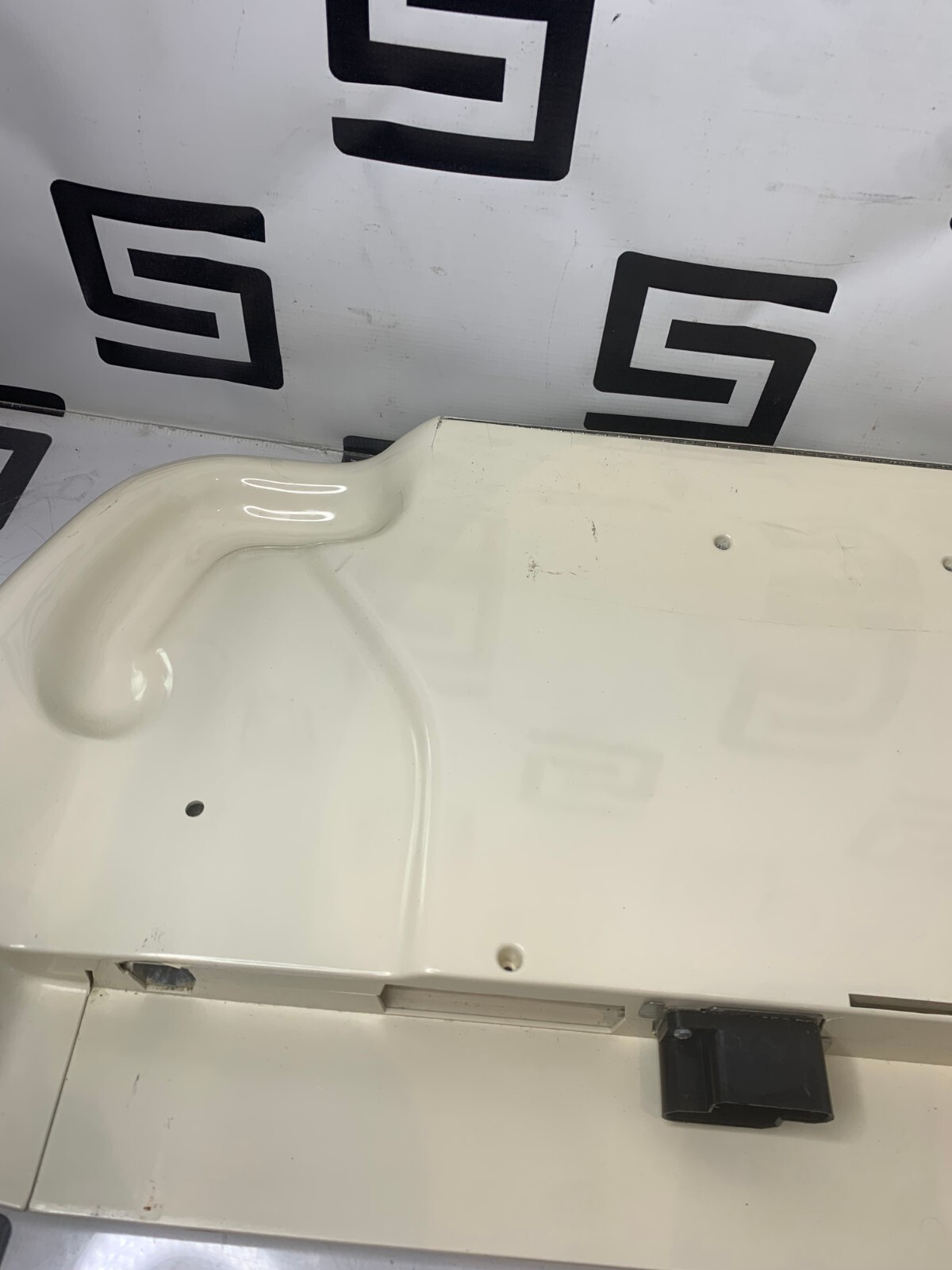 Used Stryker 3002 Secure II Hospital MED SURG BED FOOTBOARD SCALE CONTROLLER ASSEMBLY