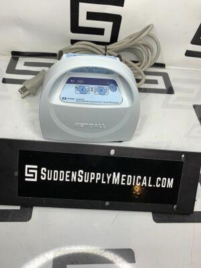 Used COVIDIEN Kendall SCD Express Sequential Compression System Device No Battery Battery Vascular Refill Detection