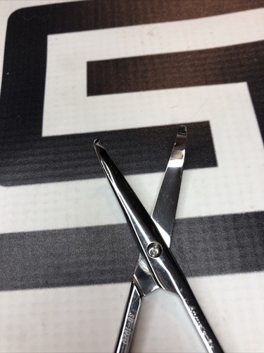Used V. Mueller SU-1920 Scissors 30 Day Warranty SU1920