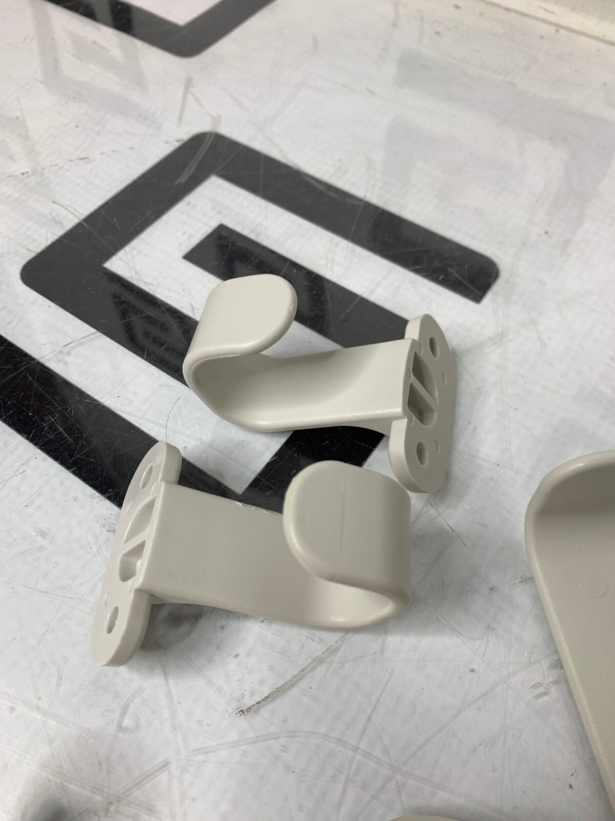 Used PHILIPS IU22 IE33 453561241181 CART HOOK PROBE HOLDER HANGER