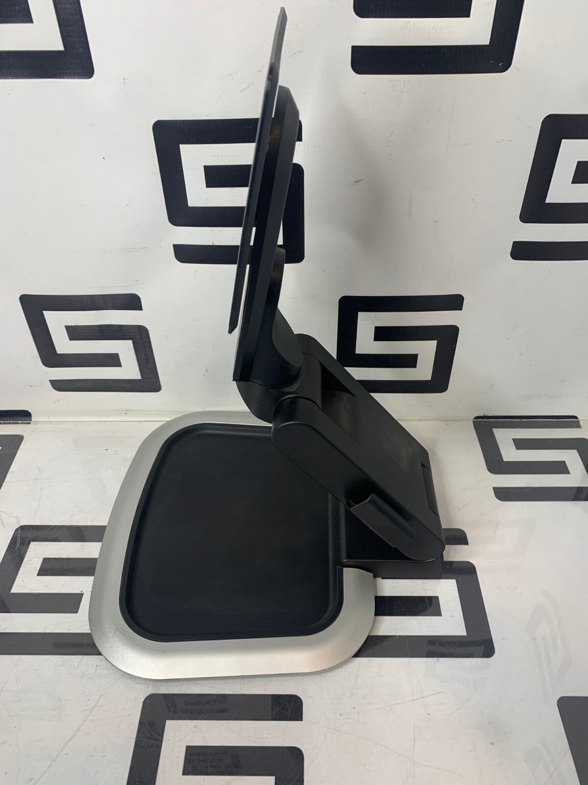 Used Universal Monitor Stand HP LA1951G 27”+ LCD Height Adjustable VESA mount 100x100