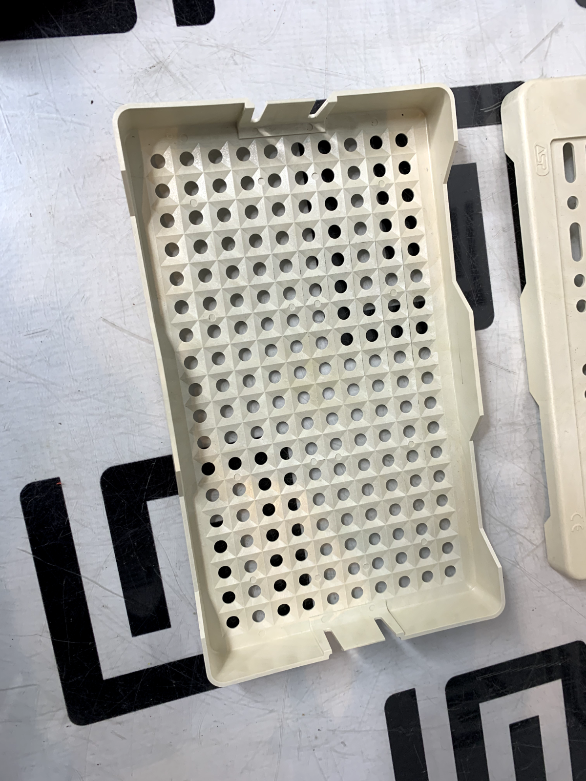 Used ASP  Sterilization Instrument Lid & Tray Container Case 10 x 6 x 1.25"