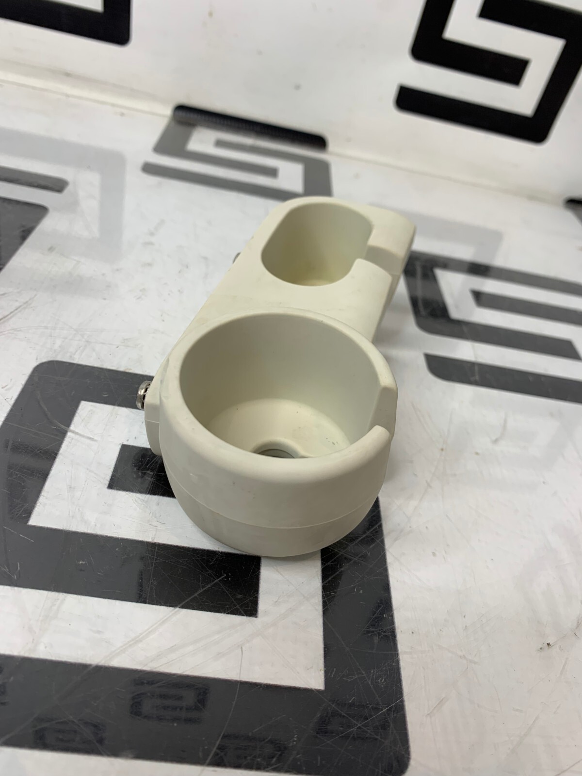 Used PHILIPS IU22 IE33 453561166922 C LEFT HOLDER PROBE TRANSDUCER ENCLOSURE XDCR LH