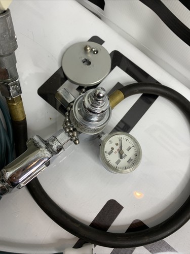 Used Zimmer Aspen Labs A.T.S. 500 Tourniquet System ATS 60-2849-002 E Tank Regulator