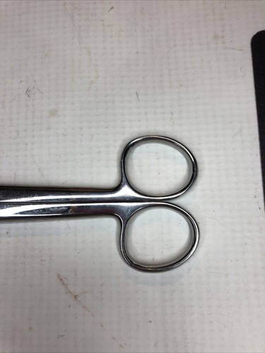 Used V. Mueller XRDE04 SU1860 Scissors 30 Day Warranty  SU 1860
